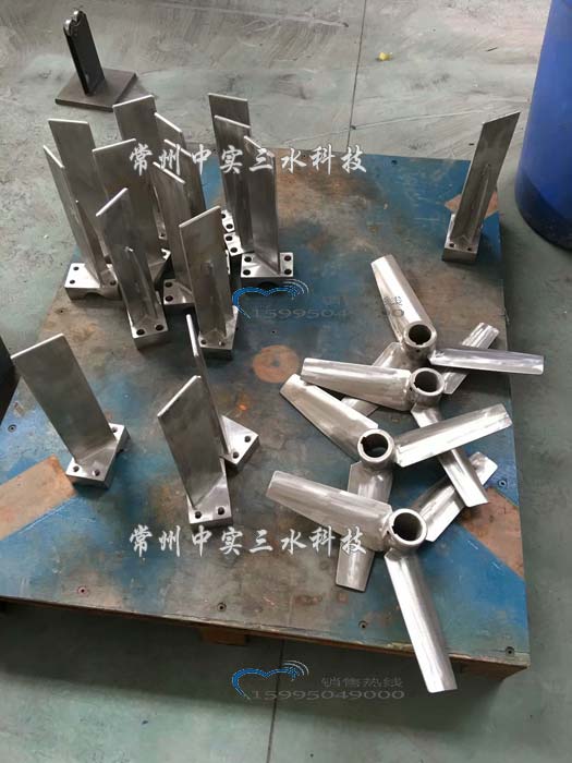 �������Ӕ���C